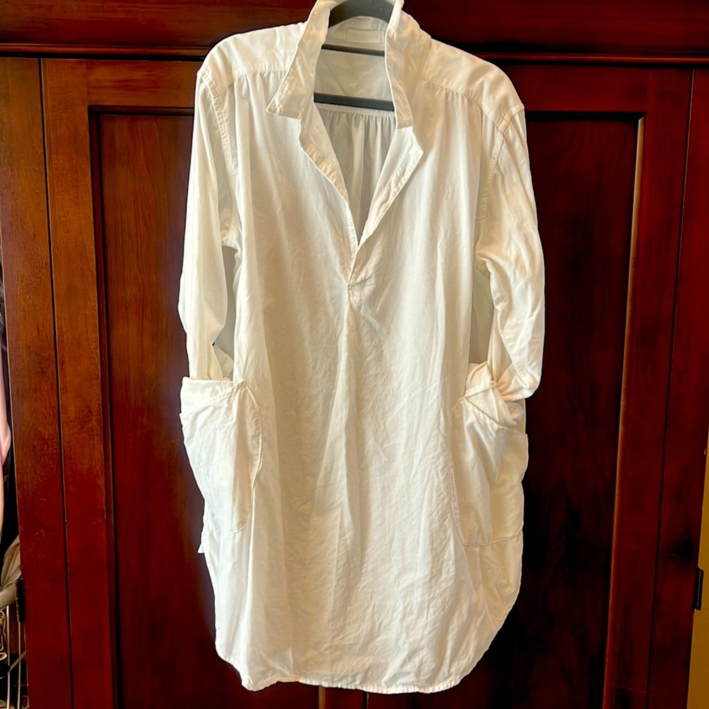 CPSHADES TETON TUNIC TOP, WHITE, EUC, size LARGE